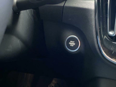 Volvo XC40 1.5 T4 RECHARGE INSCRIPTION EXP DCT 5P