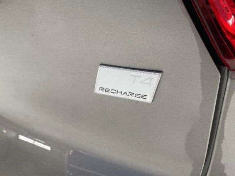 Volvo XC40 1.5 T4 RECHARGE INSCRIPTION EXP DCT 5P