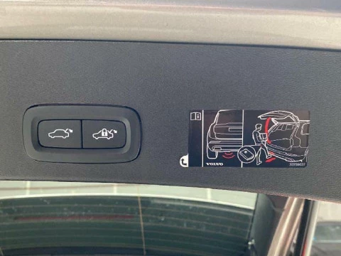 Volvo XC40 1.5 T4 RECHARGE INSCRIPTION EXP DCT 5P