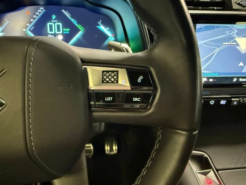 DS 7 Crossback 1.6 E-Tense 300 Louvre Auto 4WD