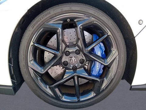 Maserati MC20 V6 630CV Gasolina RWD