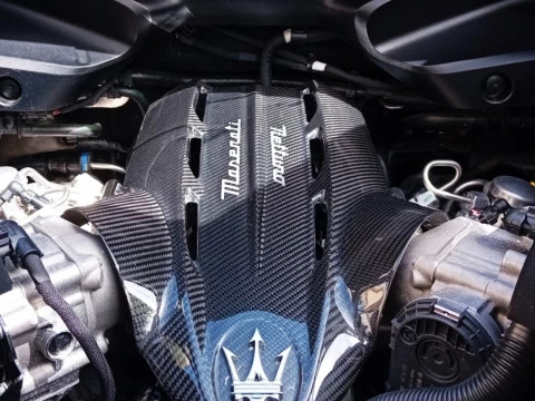 Maserati MC20 V6 630CV Gasolina RWD