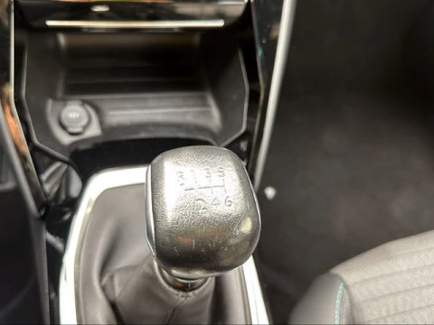 Peugeot 2008 PureTech 100 S&S Allure 75 kW (100 CV)