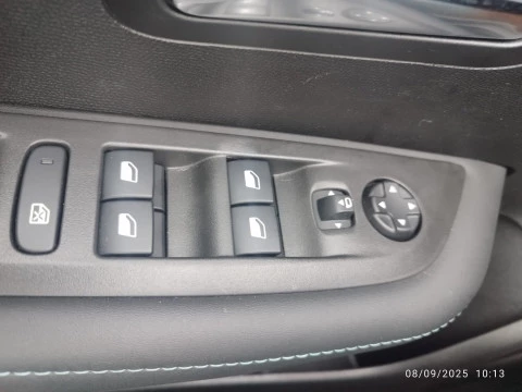 Peugeot 208 BlueHDi 73kW (100CV) Allure Pack