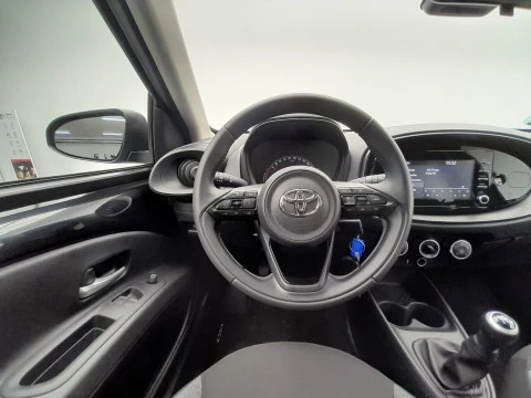Toyota Aygo X Cross 1.0 VVT-I 72CV Play