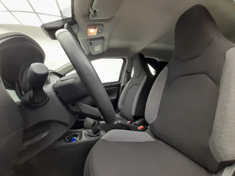 Toyota Aygo X Cross 1.0 VVT-I 72CV Play