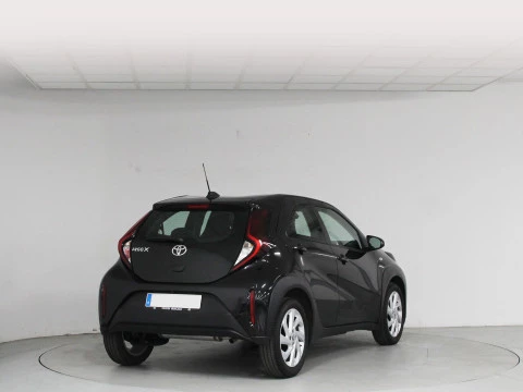 Toyota Aygo X Cross 1.0 VVT-I 72CV Play