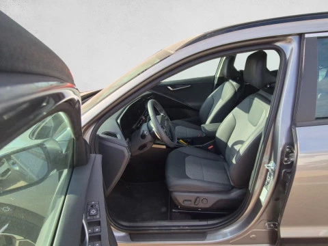 Kia Niro 1.6 GDi HEV 95kW (129CV) Drive