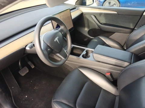 Tesla Model Y Tracción Trasera RWD