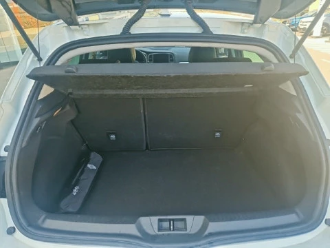 Renault Megane Techno TCe 103 kW (140CV) EDC GPF