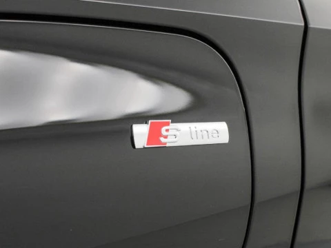 Audi A3 Sportback 1.5 40 TFSI E S TRONIC S LINE SPORTBACK 204 5P