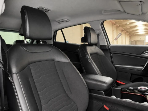 Kia Sportage 1.6 CRDi MHEV 100kW (136CV) Tech 4x2 DCT