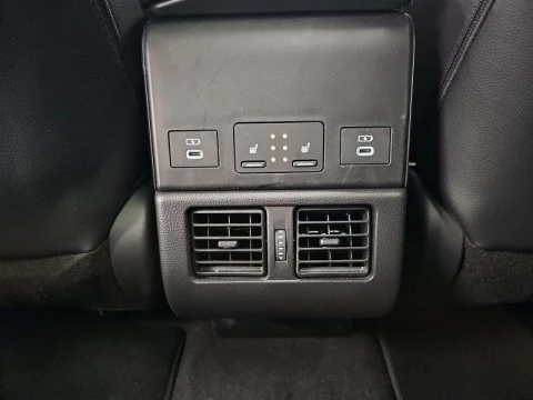 Toyota BZ4X 220E 4x4 Luxury