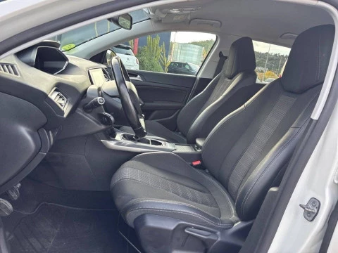 Peugeot 308 5p Allure PureTech 130 S&S