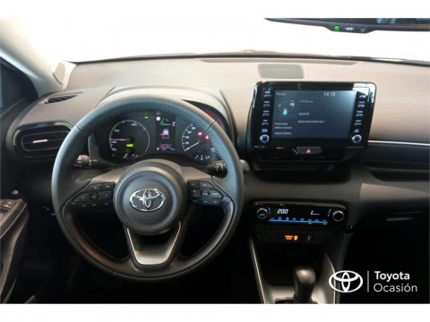Toyota Yaris 5 Puertas Business Plus 120H Automático (e-CVT)