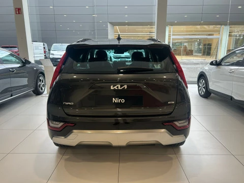 Kia Niro 1.6 GDi HEV 95kW (129CV) Drive