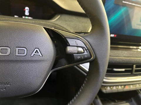 Skoda Elroq 60 63 kWh Batterie 150 KW (204 CV) Tracción trasera