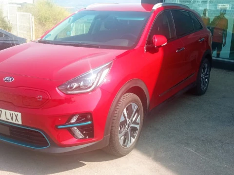 Kia e-Niro e-Niro 150kW Emotion (Long Range)