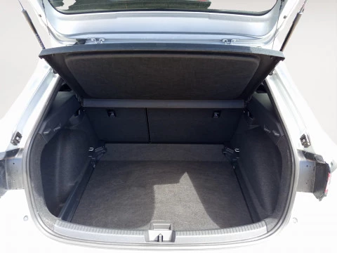 Volkswagen Taigo R-Line 1.5 TSI 110kW (150CV) DSG