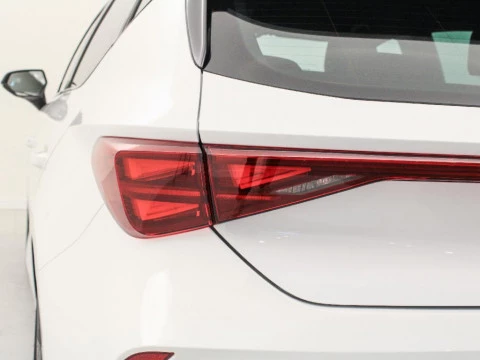 Cupra León 1.5 ETSI MHEV 110KW DSG 150 5P