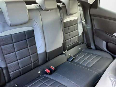 Citroën C4 Hybrid 145 ë-DCS6 Max