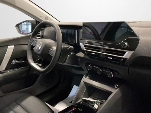 Citroën C4 Hybrid 145 ë-DCS6 Max