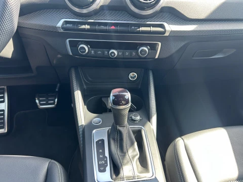 Audi Q2 Adrenalin Black E 35 TFSI 110kW S tronic