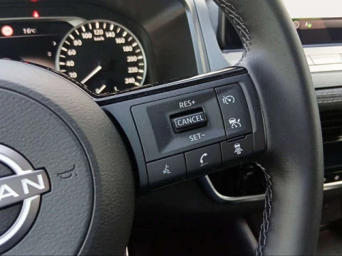 Nissan Qashqai DIG-T 140 mHEV Acenta 4x2 103 kW (140 CV)