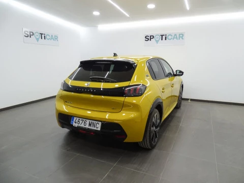 Peugeot e-208 GT Electrico 136 100 Kw