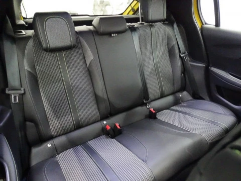 Peugeot e-208 GT Electrico 136 100 Kw