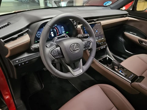 Lexus LBX 1.5 136cv HEV Elegant+