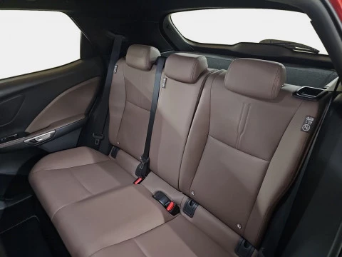 Lexus LBX 1.5 136cv HEV Elegant+