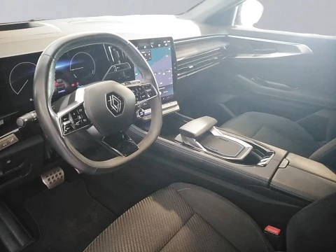 Renault Austral  Hibrido  1.2 E-Tech Hibrido Iconic Esprit Alpine 14