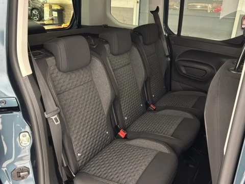 Peugeot Rifter GT BlueHDi 130 S&S EAT8 Standard M1