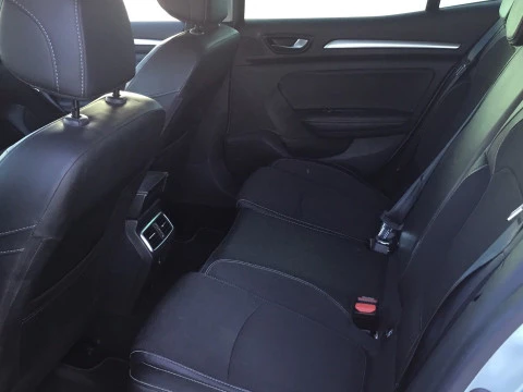 Renault Megane  E-TECH Zen 117kW