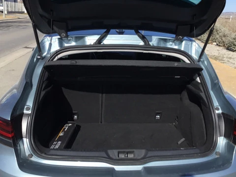 Renault Megane  E-TECH Zen 117kW