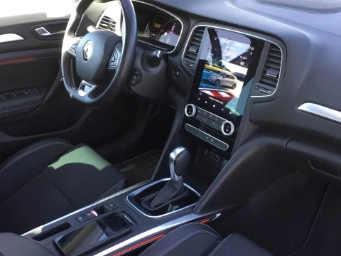 Renault Megane  E-TECH Zen 117kW