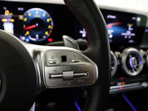 Mercedes-Benz GLB CLASE AMG 35 4MATIC DCT 5P