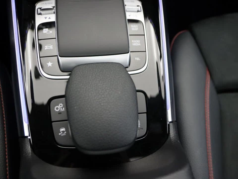 Mercedes-Benz GLB CLASE AMG 35 4MATIC DCT 5P