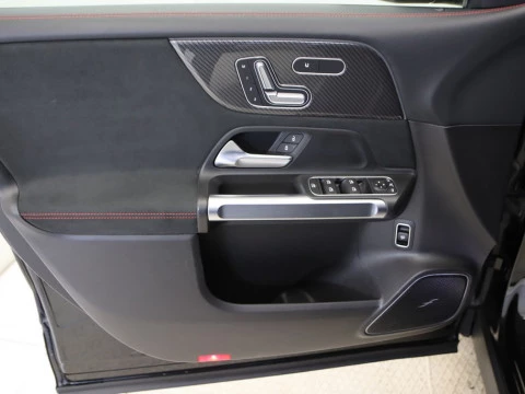 Mercedes-Benz GLB CLASE AMG 35 4MATIC DCT 5P