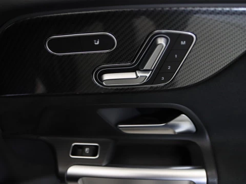 Mercedes-Benz GLB CLASE AMG 35 4MATIC DCT 5P