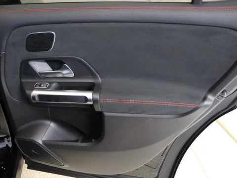 Mercedes-Benz GLB CLASE AMG 35 4MATIC DCT 5P