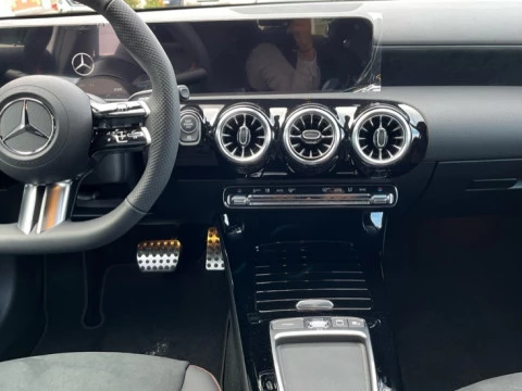 Mercedes-Benz Clase A  200 d Compacto