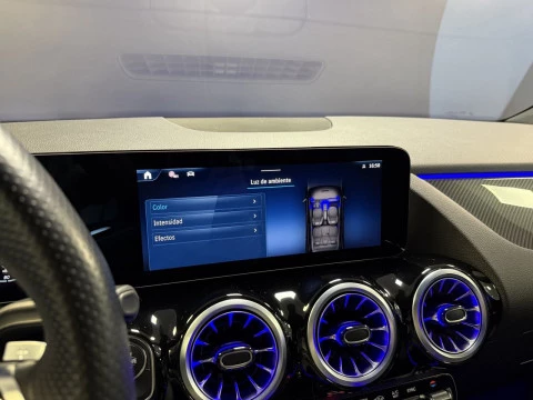 Mercedes-Benz GLA GLA 200 D