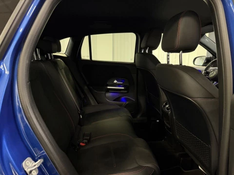Mercedes-Benz GLA GLA 200 D