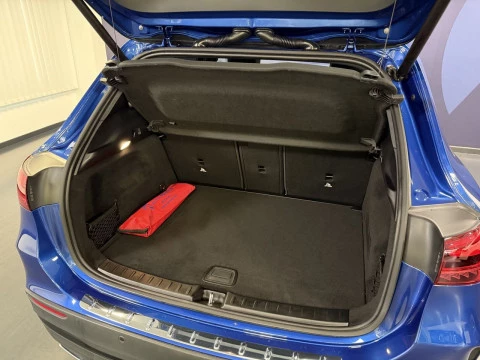 Mercedes-Benz GLA GLA 200 D