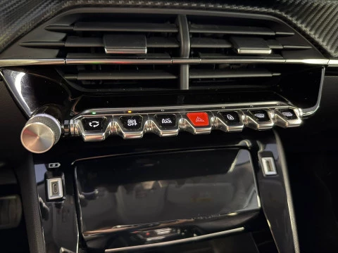 Peugeot 2008 Allure BlueHDI 130 S&S EAT8