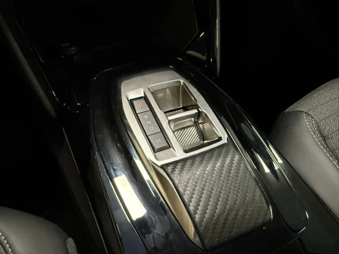 Peugeot 2008 Allure BlueHDI 130 S&S EAT8