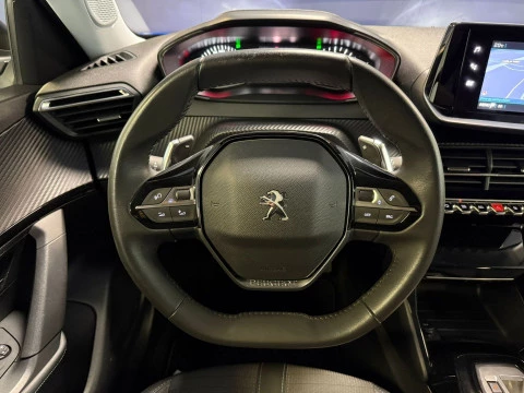 Peugeot 2008 Allure BlueHDI 130 S&S EAT8