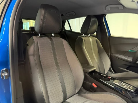 Peugeot 2008 Allure BlueHDI 130 S&S EAT8